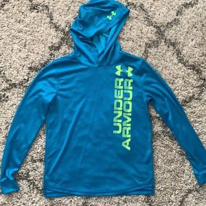 Under Armour lightweight hoodie tee